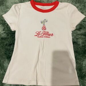 Old Navy Cream and Red Women's Tee